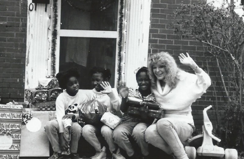 Sharon Sanders with kids