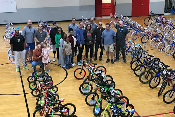 christmas-bikes-in-gym-1